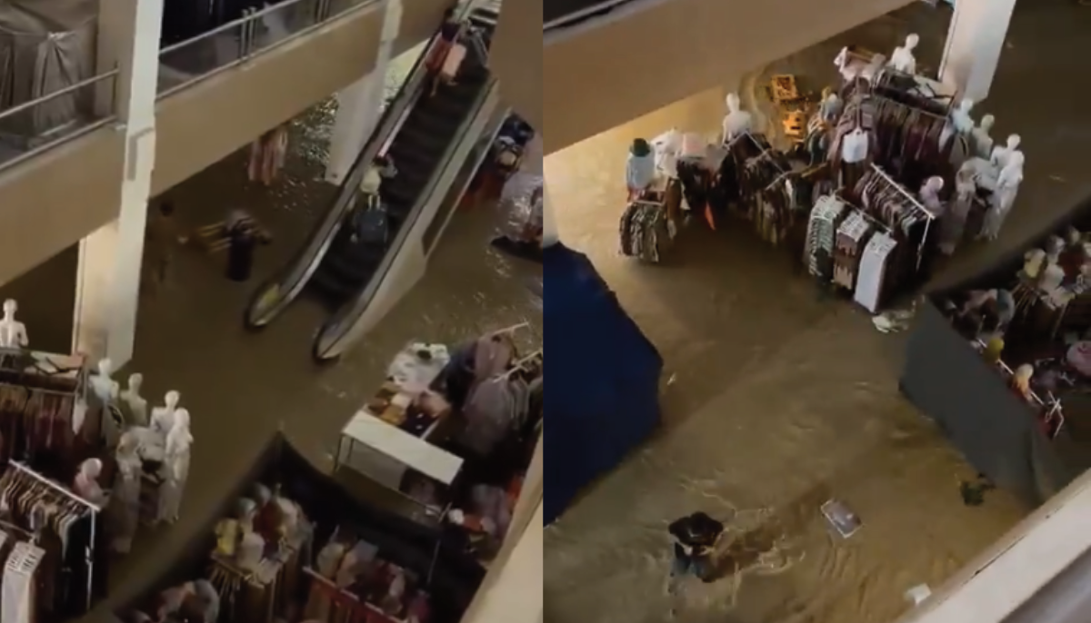 Viral Video Mall Mega Bekasi Terendam Banjir pada Selasa 4/3/25.