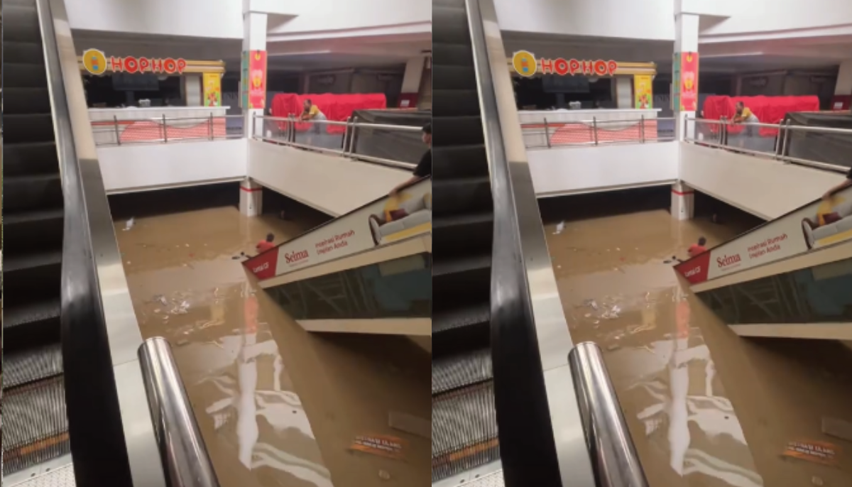 Viral Video Mall Mega Bekasi Terendam Banjir pada Selasa 4/3/25.
