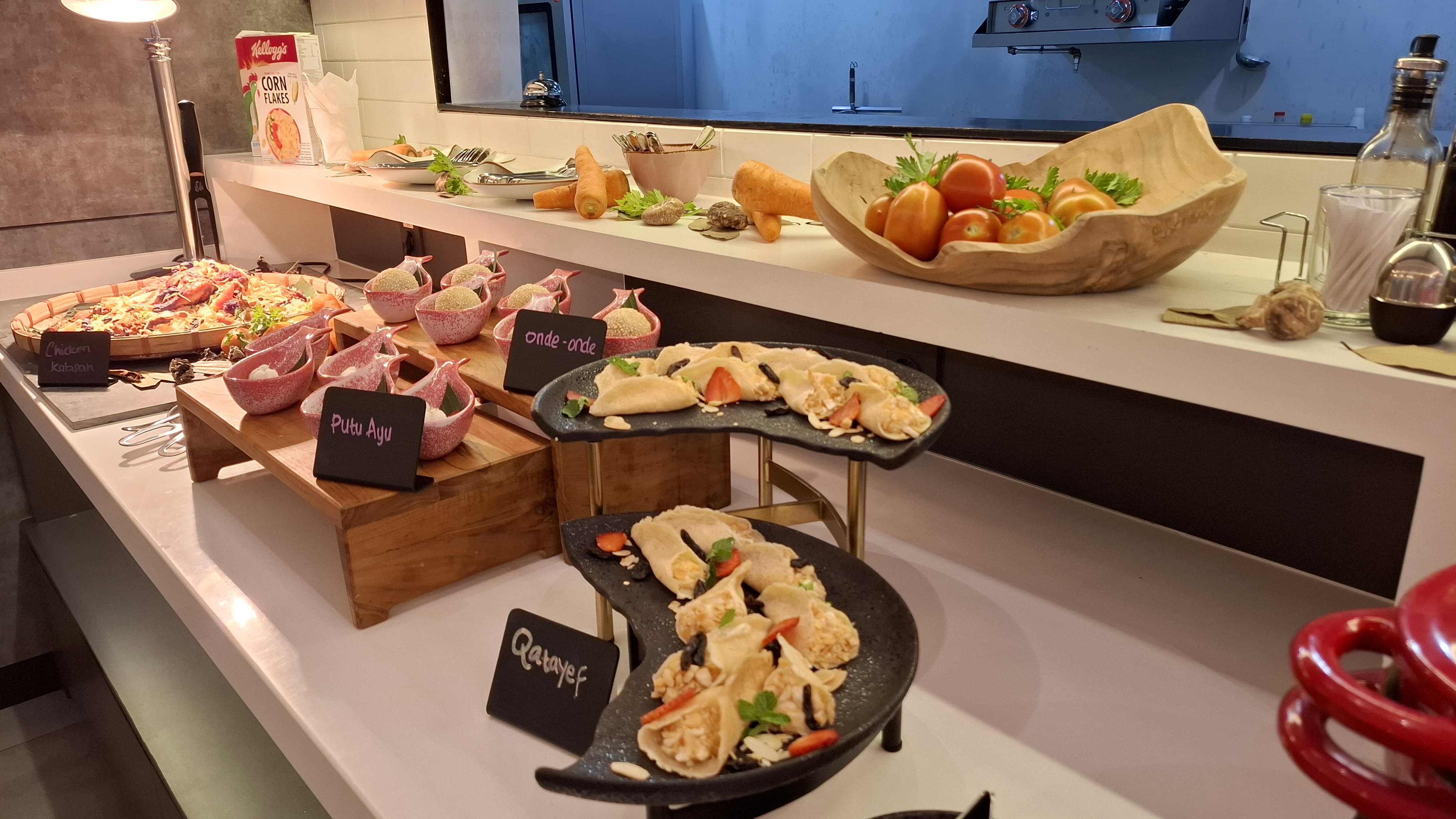 Moxy Solo Hadirkan berbagai menu buka puasa di bulan Ramadhan 2025.