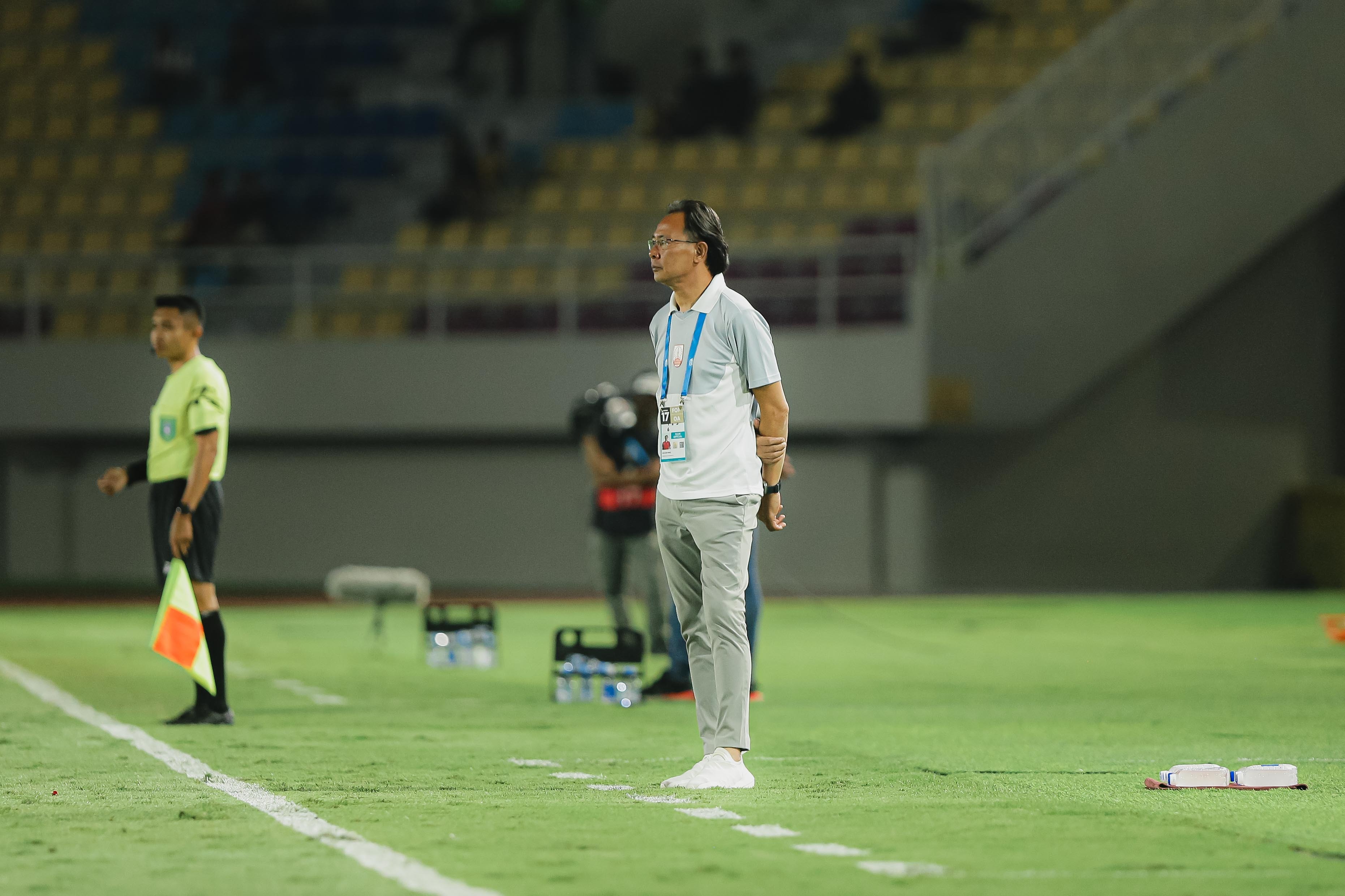 Ong Kim Swee Pelatih Persis Solo.