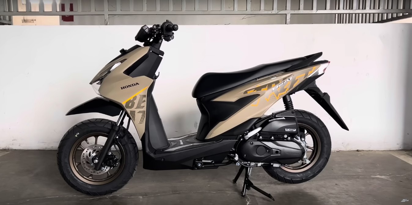 Honda Beat Street.