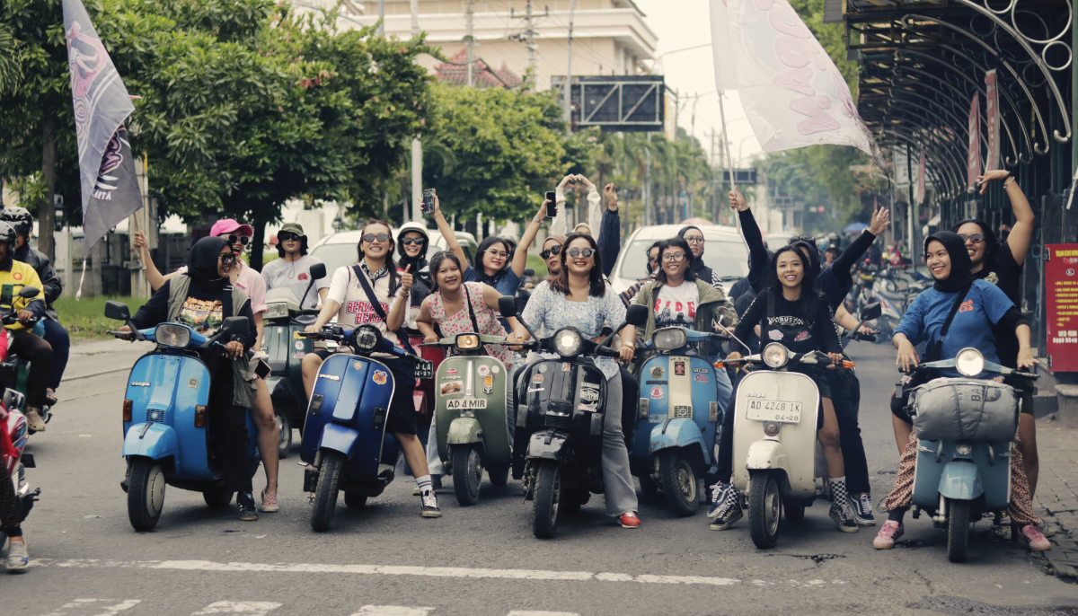 Komunitas Motoran Cantik terus menunjukkan eksistensinya di dunia otomotif, khususnya di kalangan perempuan. Bukan cuma soal riding, komunitas ini punya misi keren: memperkenalkan budaya dan wisata Ko