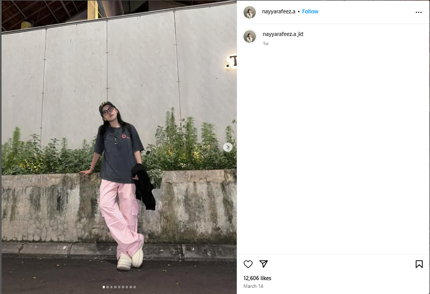 Selebgram Nayyara Feeza tutup kolom komentar di Instagram.
