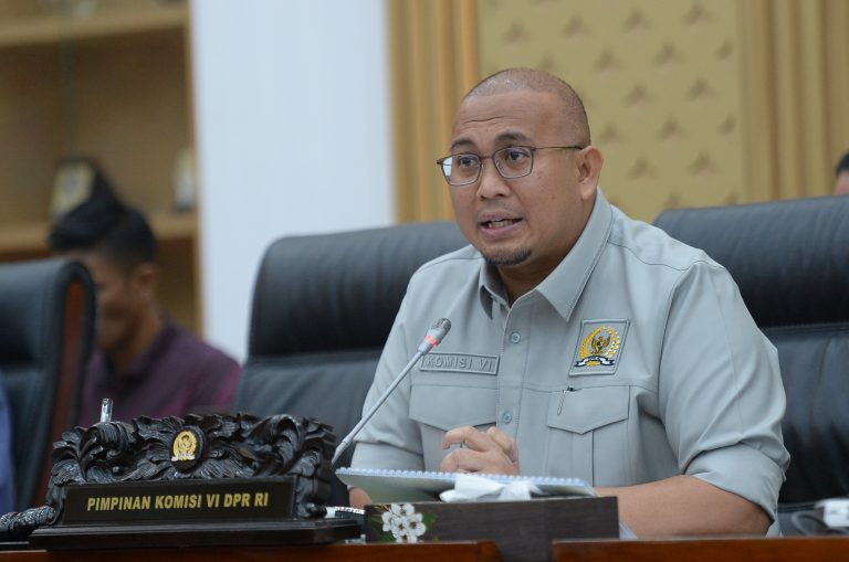 Andre Rosiade Sindir Pemain yang Disebutnya Pura-Pura Cedera usai Timnas Indonesia menang atas Bahrain