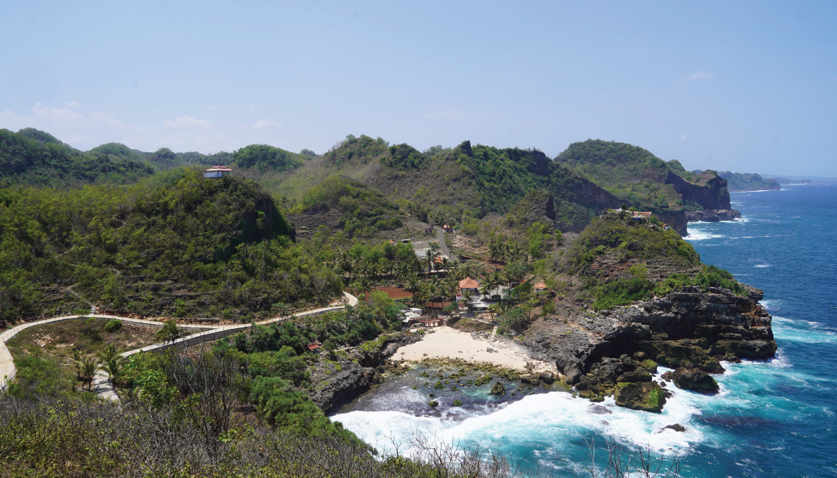 Pantai Sembukan Wonogiri.