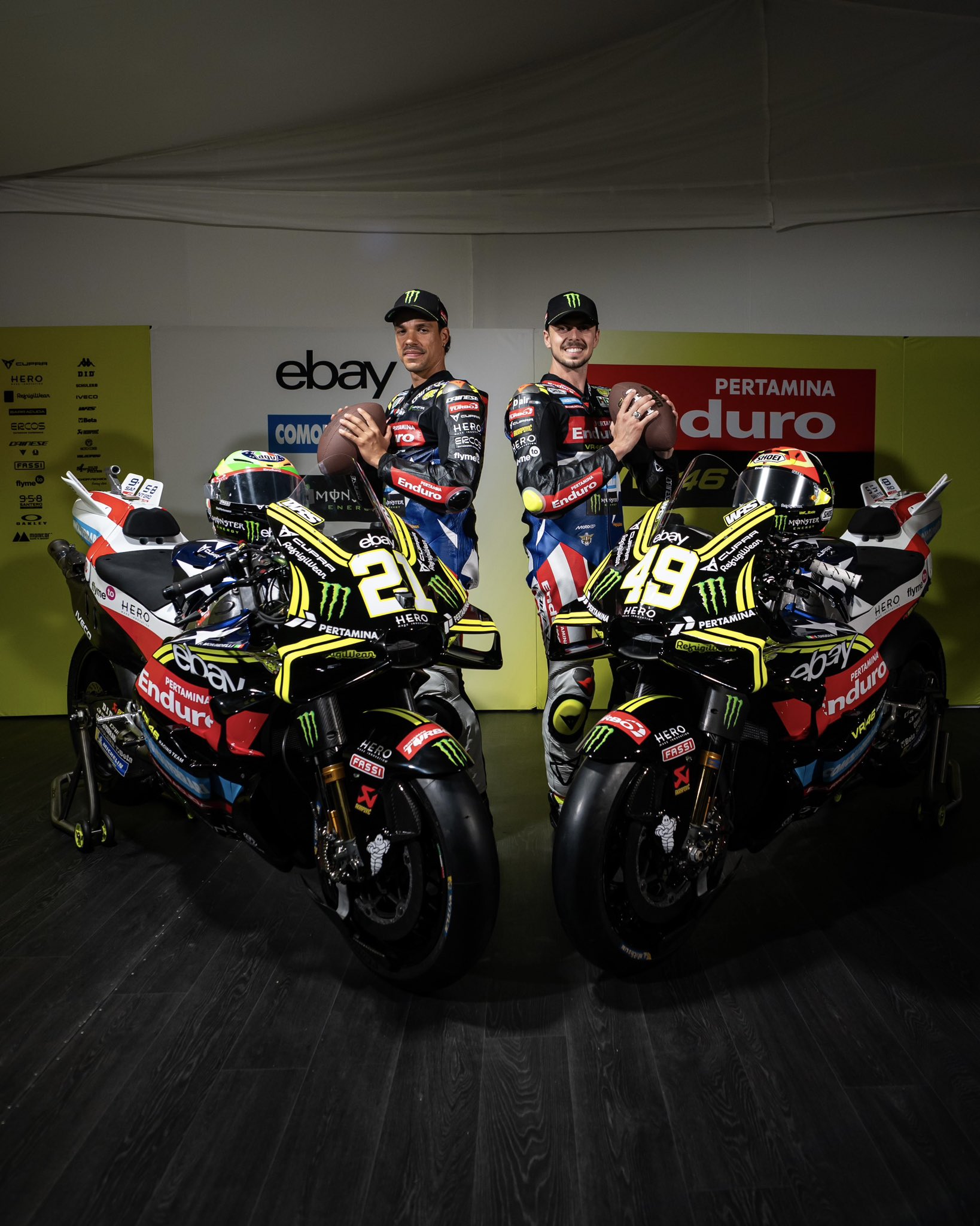 Pertamina Enduro VR46 menggunakan livery yang menampilkan unsur bendera Amrika dan olahraga National Football League (NFL)