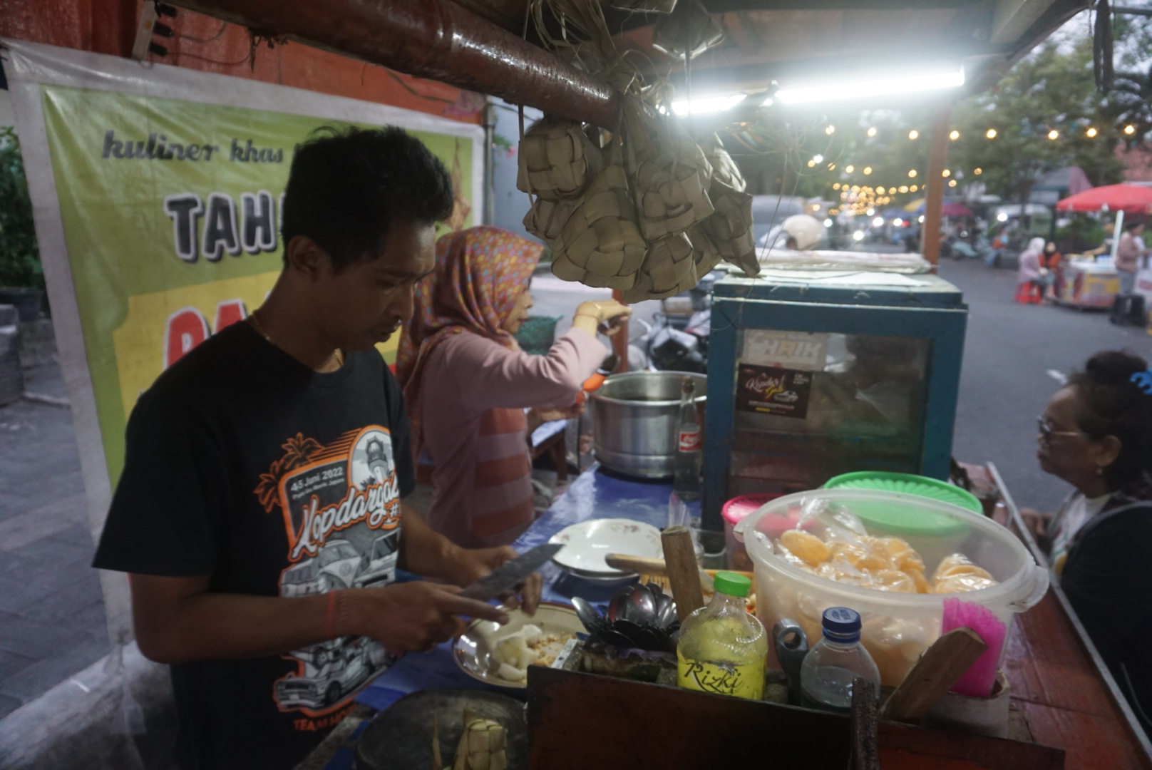 Tahu Kupat Pak Tumbu Klaten.