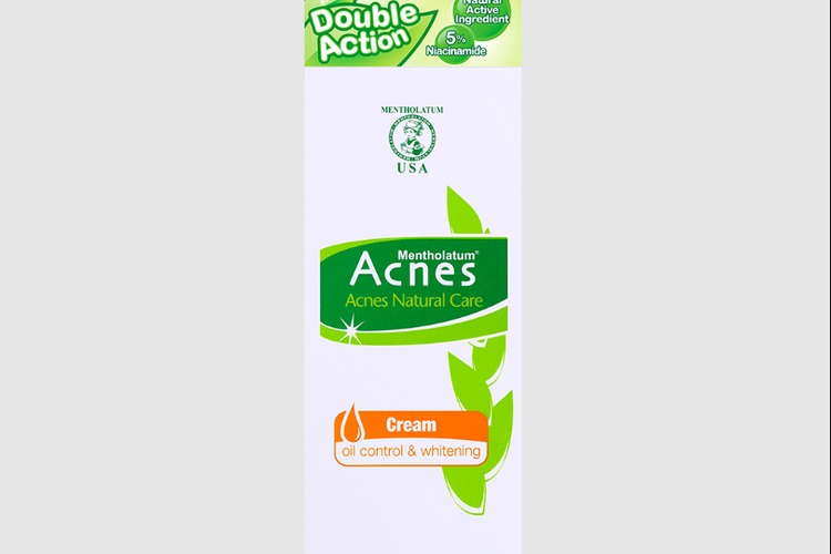 Acnes Natural Care Oil Control & Whitening Cream