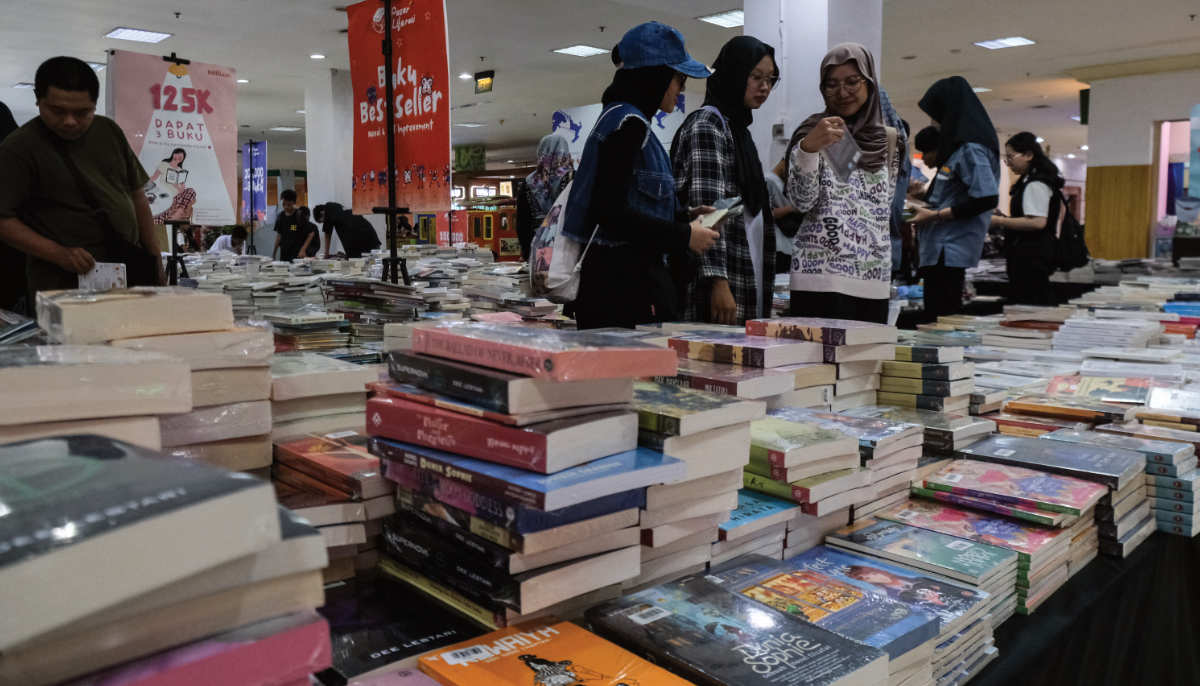 Ilustrasi Bazar Buku Murah.