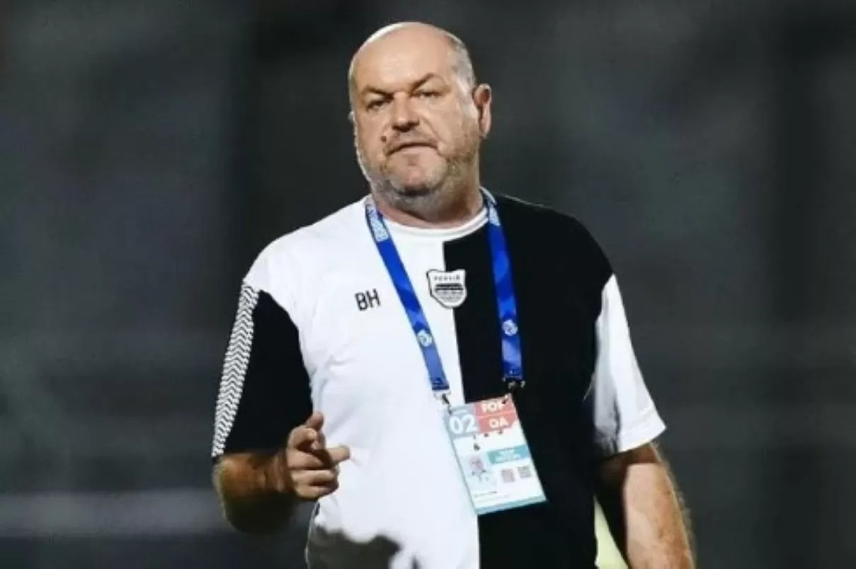 Pelatih Persib Bandung Bojan Hodak. 