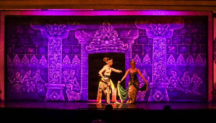 Lakon Wayang Orang Sriwedari.