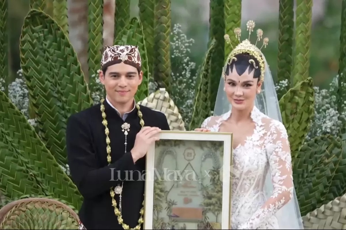 Maxime Bouttier dan Luna Maya telah sah menjadi pasangan suami istri.