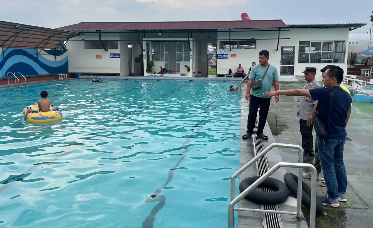 Polisi melakukan penyelidikan di kawasan wisata Edupark dan Kolam Renang Intanpari.