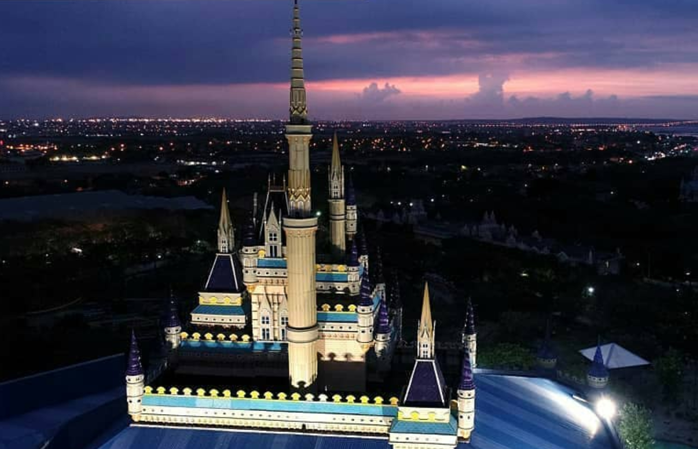 Wisata Atlantis Land yang cocok untuk anak-anak.