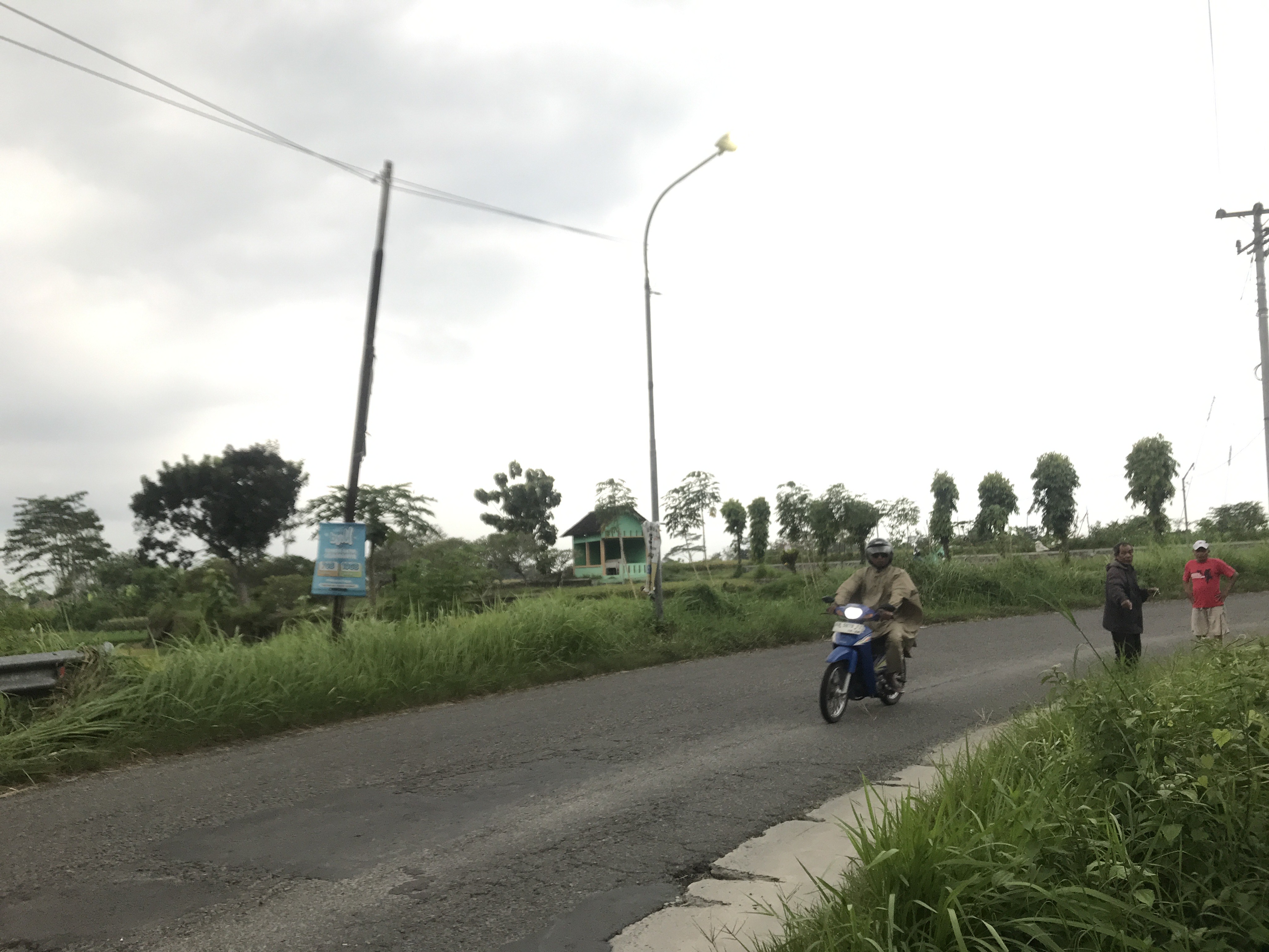 Tikungan Cilukba bukan cuma soal medan jalan yang sulit, namun juga   merupakan lokasi yang penuh misteri,