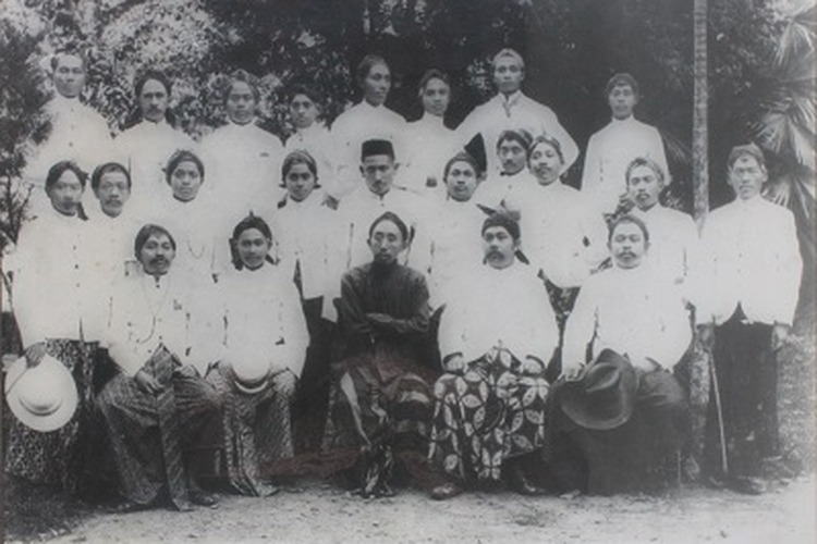 Foto para pengurus organisasi Budi Utomo.