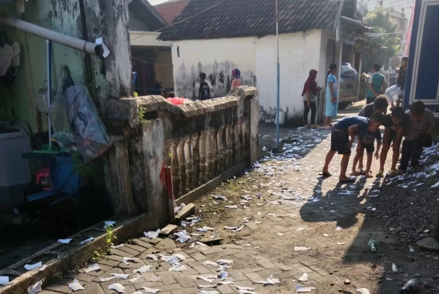 Lokasi ledakan petasan di driyorejo Gresik yang melukai seorang remaja, Jumat (6/6/2025).