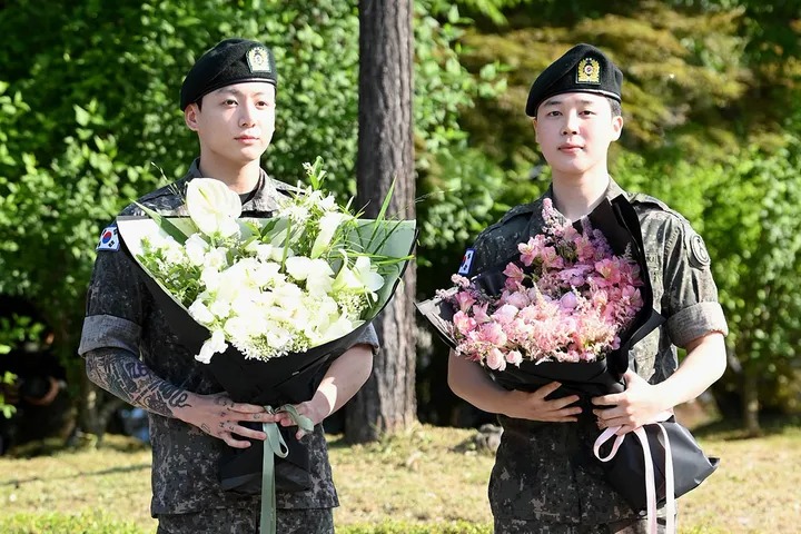 Jungkook dan Jimin Tamat Wamil Hari Ini.