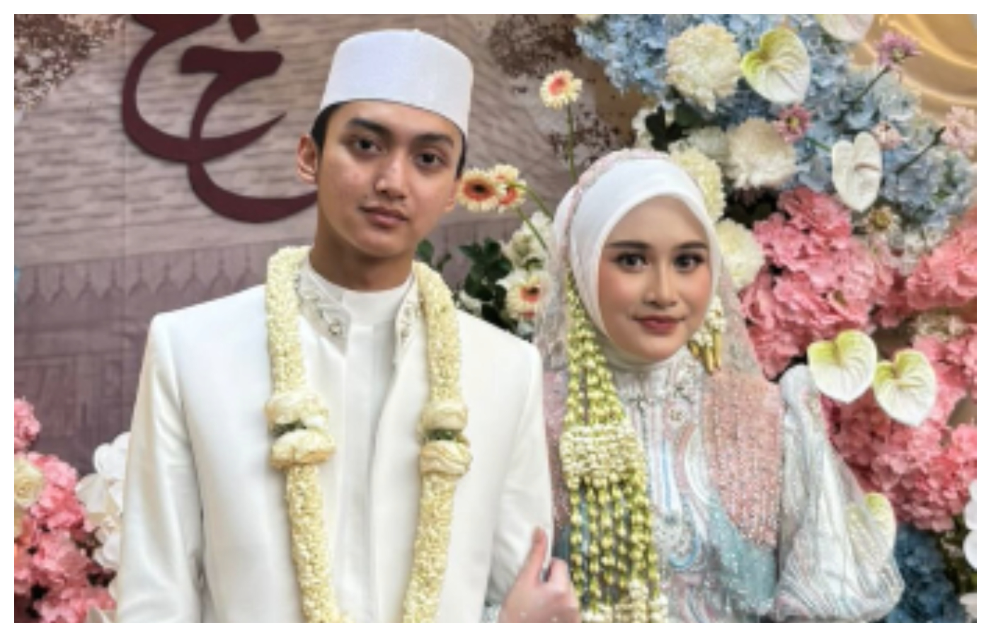 Pernikahan Gus Azmi dan Khansa Mariska.