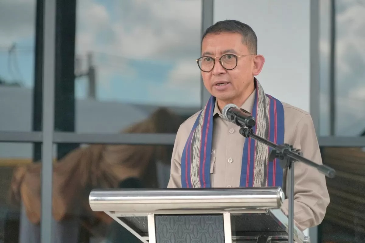 Fadli Zon Dikecam Usai Bantah Rudapaksa Massal Mei 1998, Istana Minta Publik Tunggu Penulisan Sejarah Final.