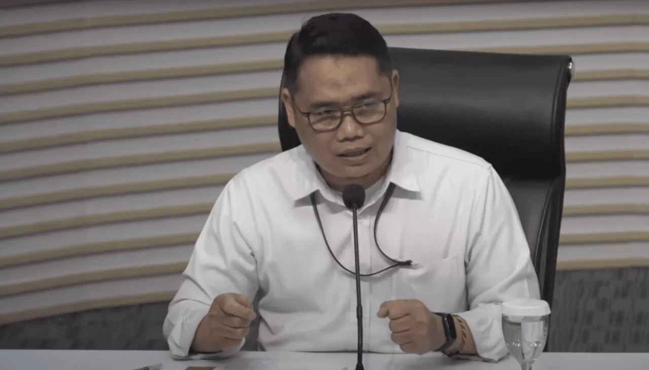 Dirdik KPK Asep Guntur Rahayu menjelaskan hasil OTT KPK di Sumut pada Kamis malam (26/6). Keterangan itu disampaikan di Gedung Merah Putih KPK pada Sabtu (28/6/2025).