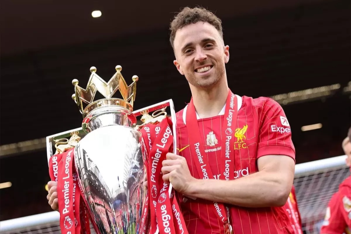 Diogo Jota saat meraih gelar Liga Inggris.
