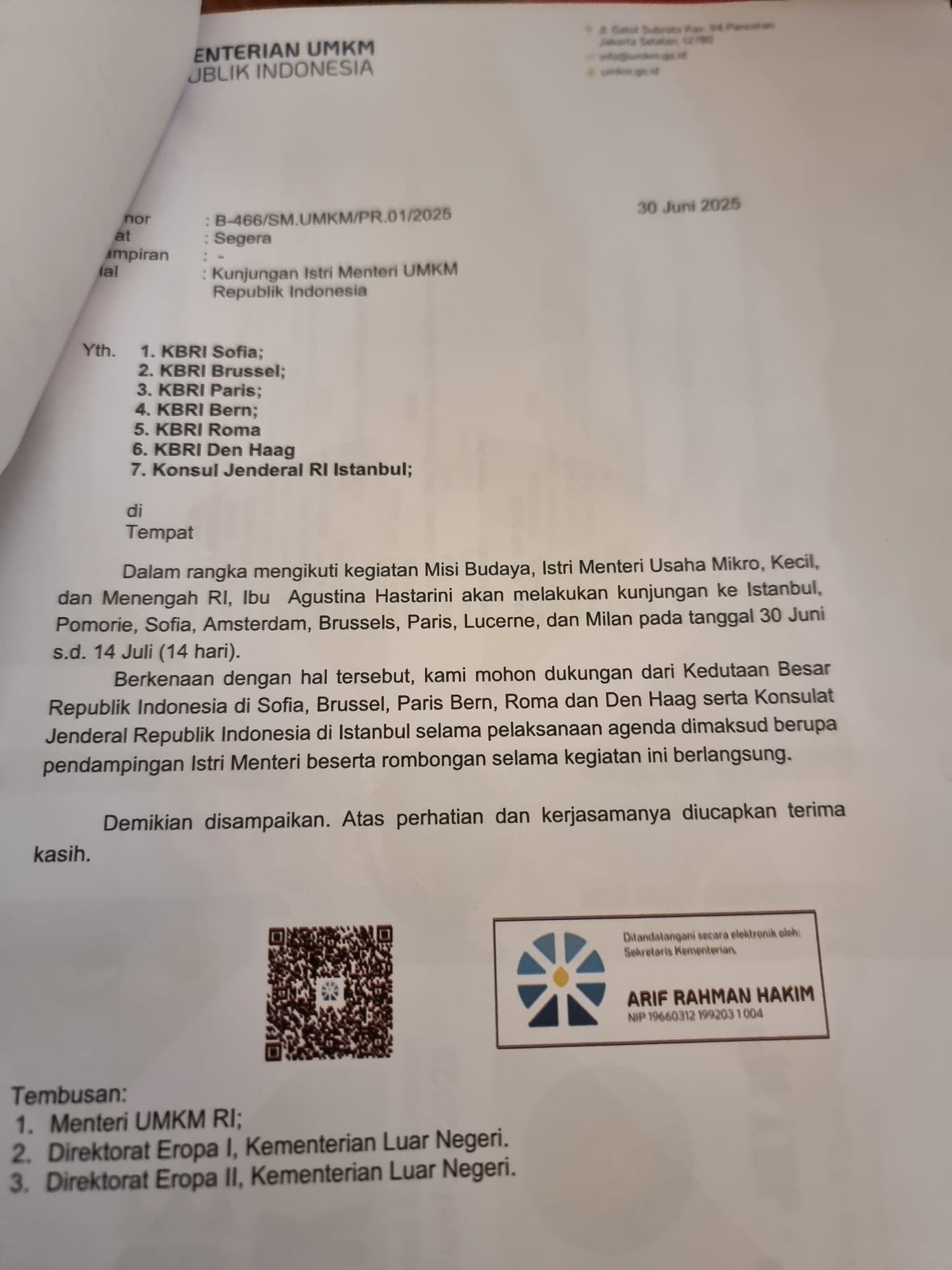 Viral diduga surat edaran untuk memfasilitasi Agustina Hastarini kunjungan ke Eropa.