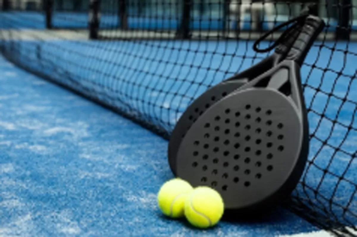 Olahraga Padel.