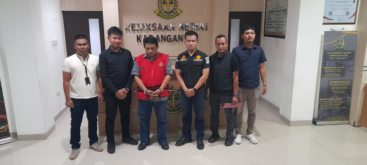 Kejari Karanganyar Tetapkan AH di Kasus Mark-up Proyek Masjid.
