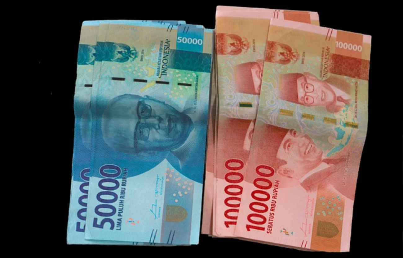 Ilustrasi uang rupiah - Bantuan penebalan susul PKH dan BPNT untuk KPM.