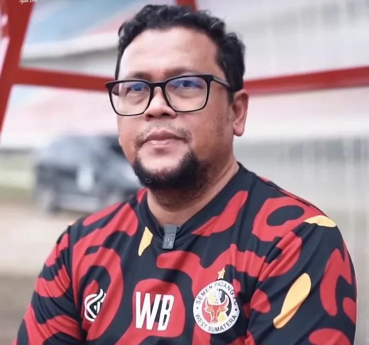 CEO Semen Padang, Win Bernadino.