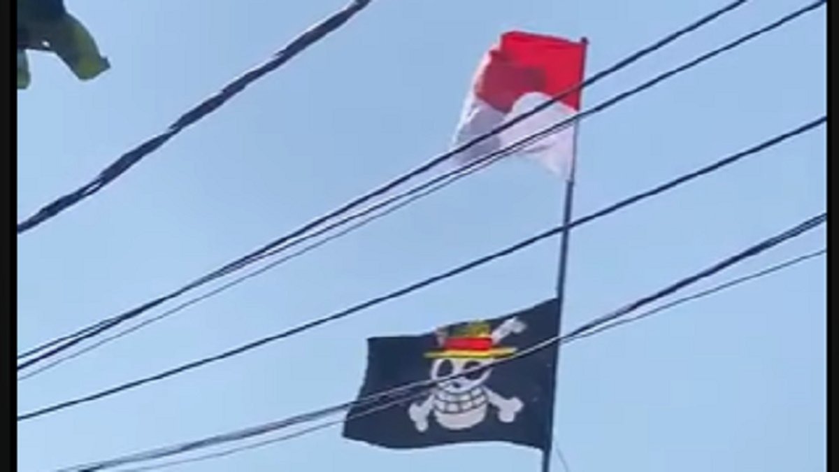 Bendera One Piece Berkibar.