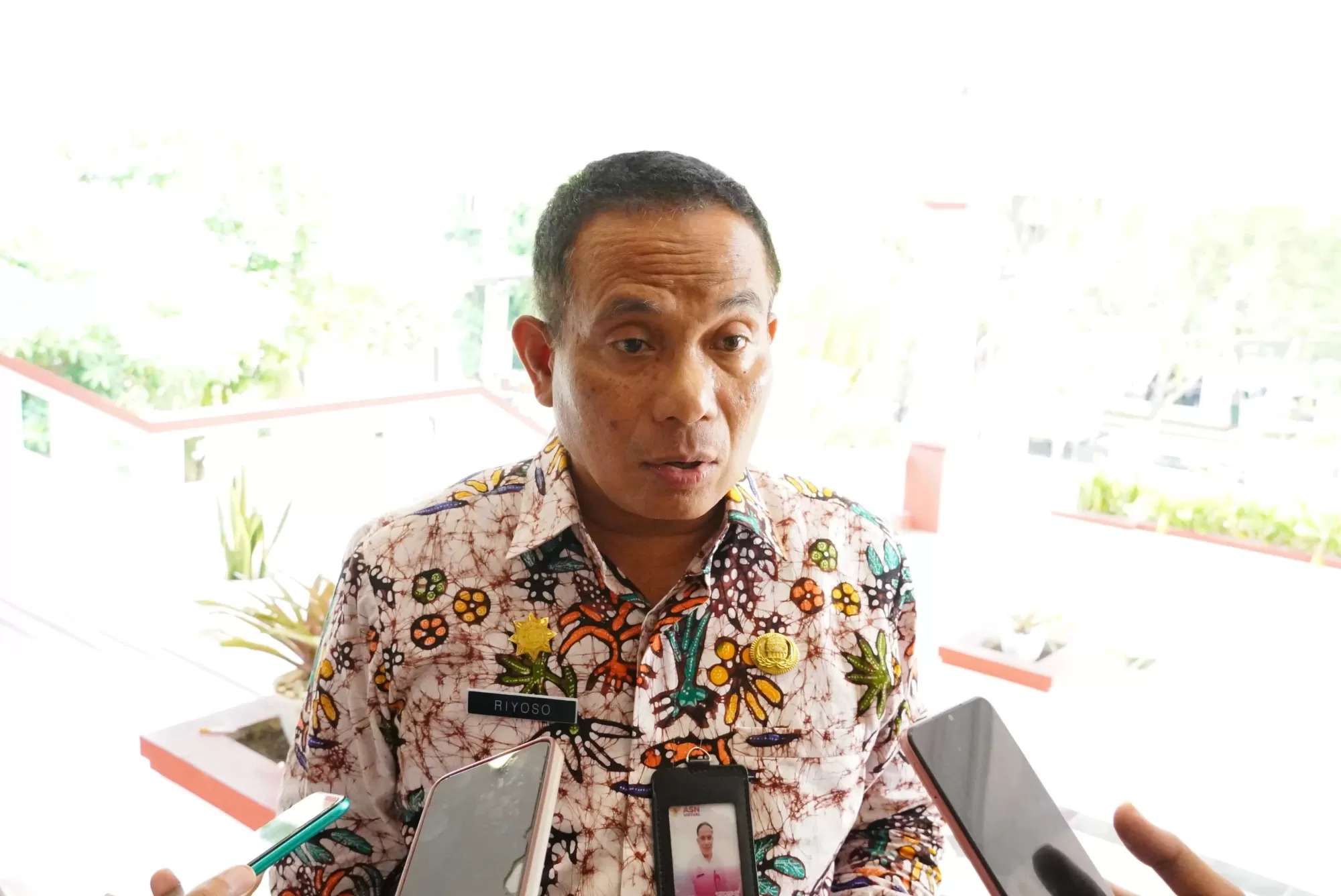 Plt Sekda Pati Riyoso mengklarifikasi insiden pengambilan donasi pengunjuk rasa yang akan berdemo menentang kenaikan Pajak Bumi dan Bangunan.