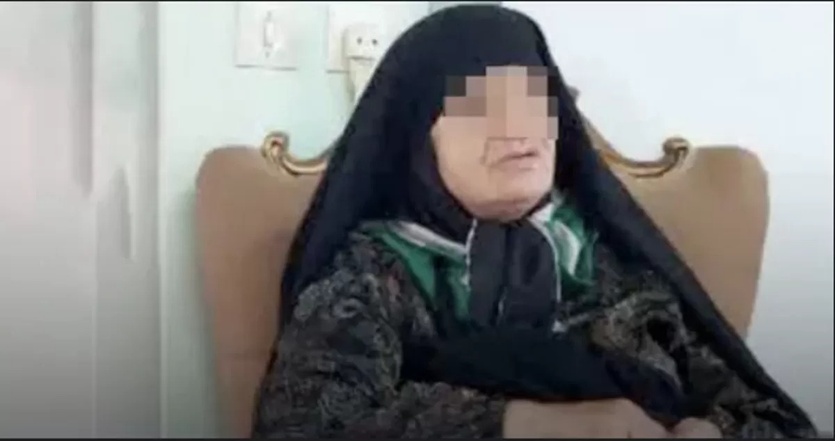 Kolsum Akbari didakwa meracuni para pria suaminya dengan kombinasi obat diabetes dan obat peningkat gairah seksual selama 22 tahun yang dimulai pada 2001.