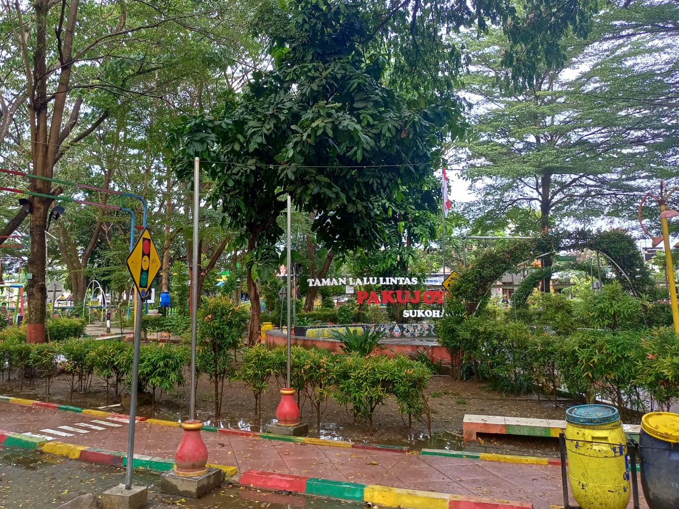 Taman Lalu Lintas Pakujoyo Sukoharjo di Kelurahan Gayam, Kecamatan Sukoharjo, Kabupaten Sukoharjo, Selasa (12/08/25).