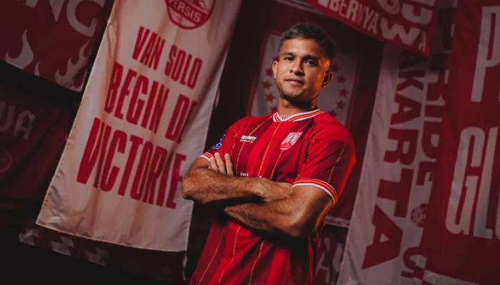 Pemain baru Persis Solo Zulfahmi Arifin.