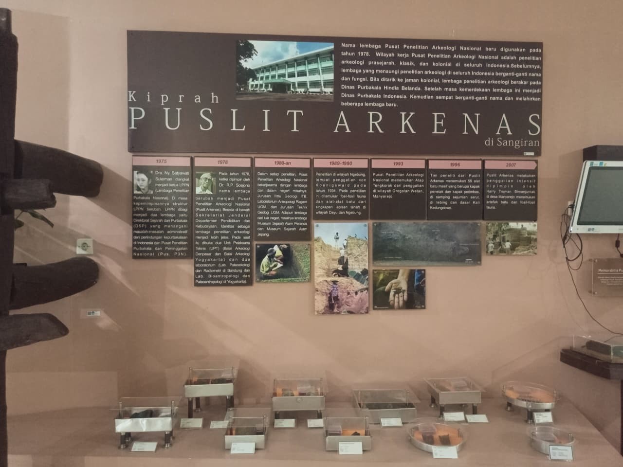 Perjalanan institusi peneliti Pusat Penelitian Arkeologi Nasional (Puslit Arkenas) di Sangiran, Rabu (13/08/25)
