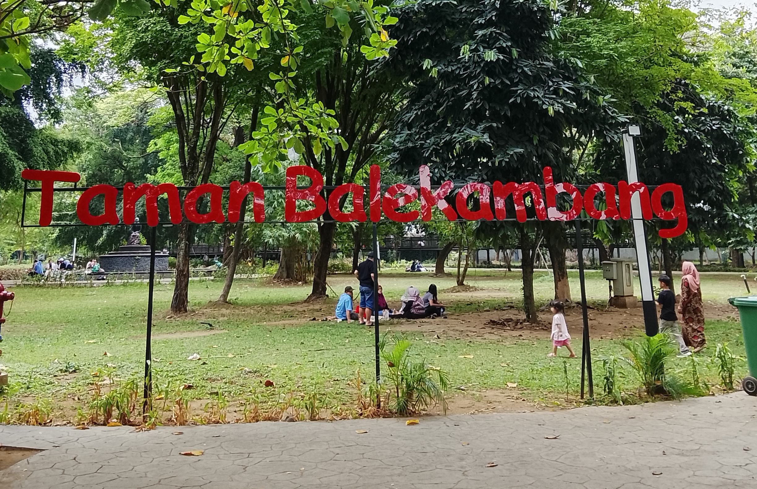 Suasana taman Balekambang pada Senin, (18/8/2025).