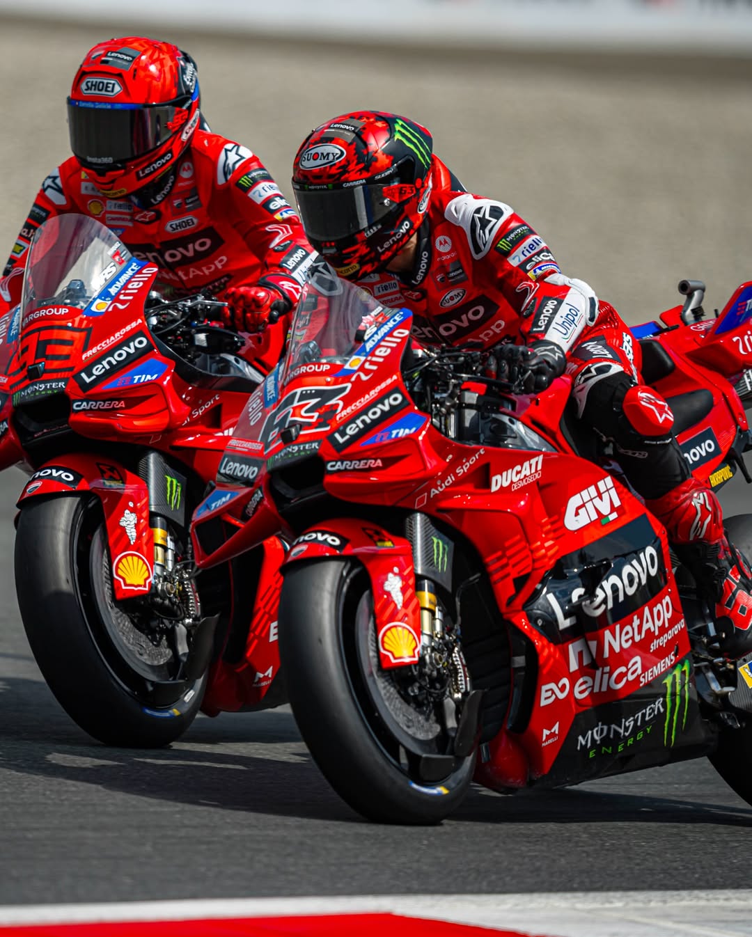 Tim Ducati: Marc Marquez dan Francesco Pecco Bagnaia di MotoGP Austria 2025.