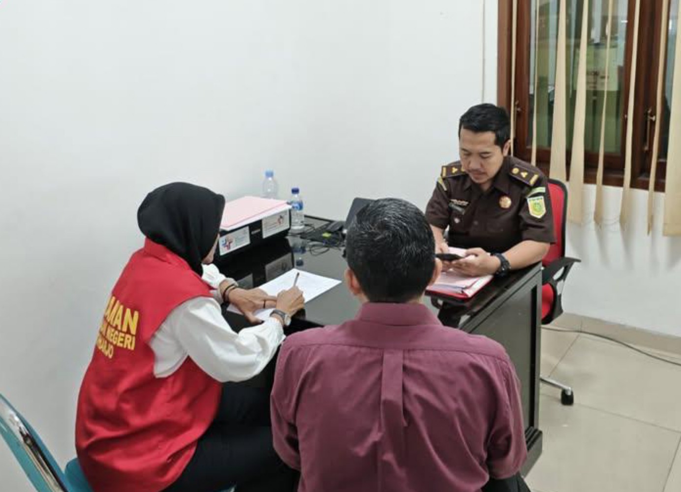 YP, Bendahara Desa Sanggung, Sukoharjo, diduga korupsi Rp406 juta