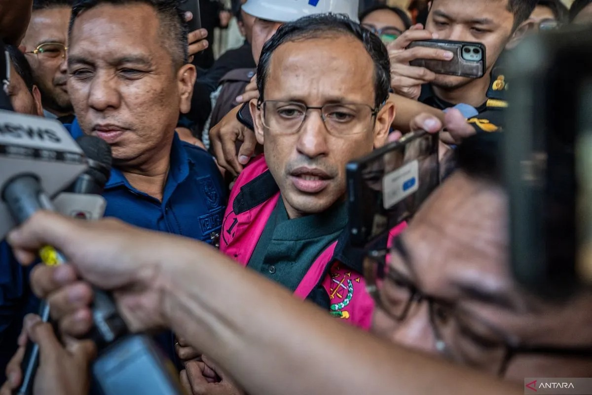 Nadiem Makarim resmi ditetapkan sebagai tersangka di kasus korupsi pengadaan laptop Chromebook Kemendikbud.