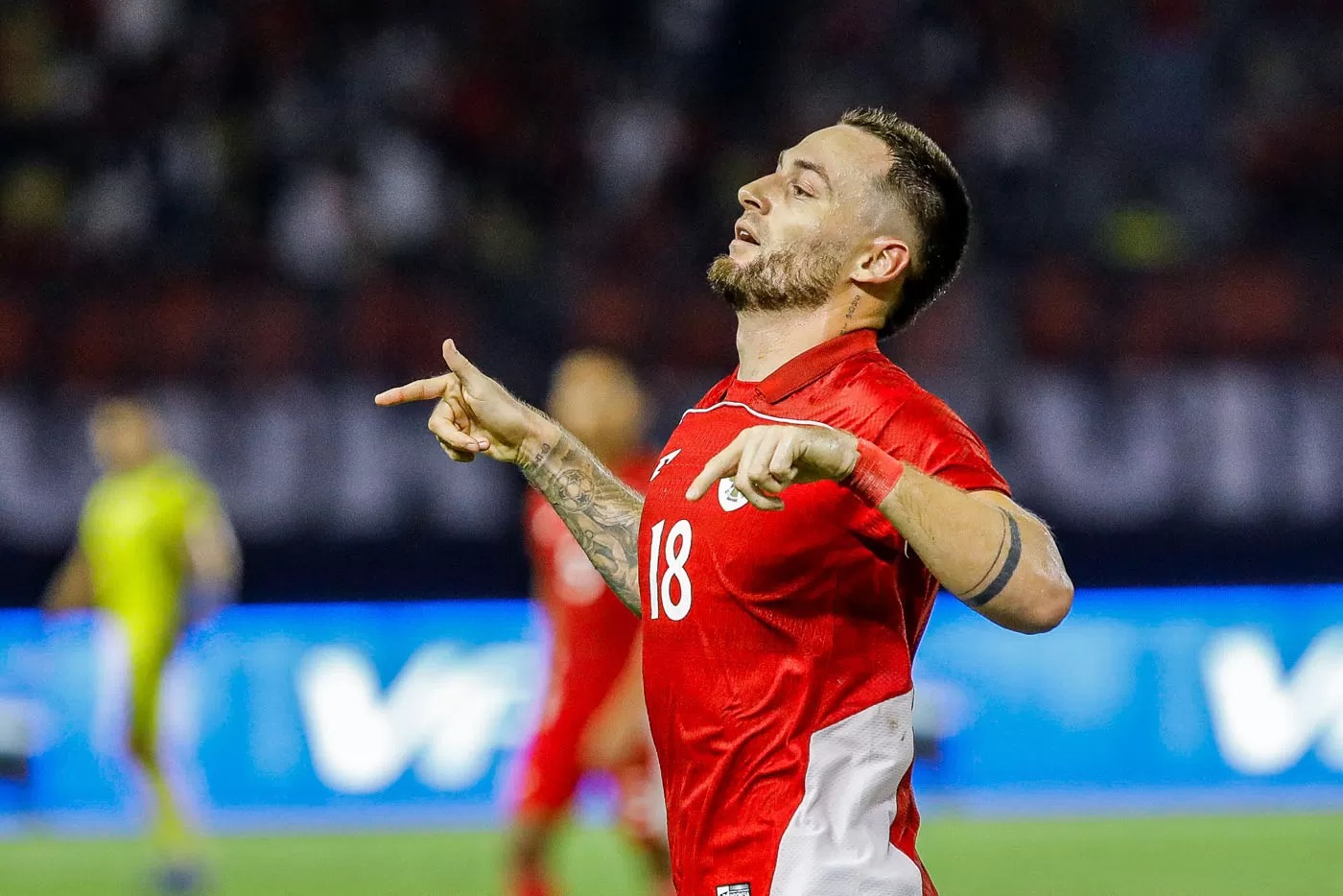 Pemain Timnas Indonesia Marc Klok melakukan selebrasi usai menjebol gawang Chinase Taipei dalam International Friendly Match di Stadion Gelora Bung Tomo, Surabaya, kemarin (5/9).