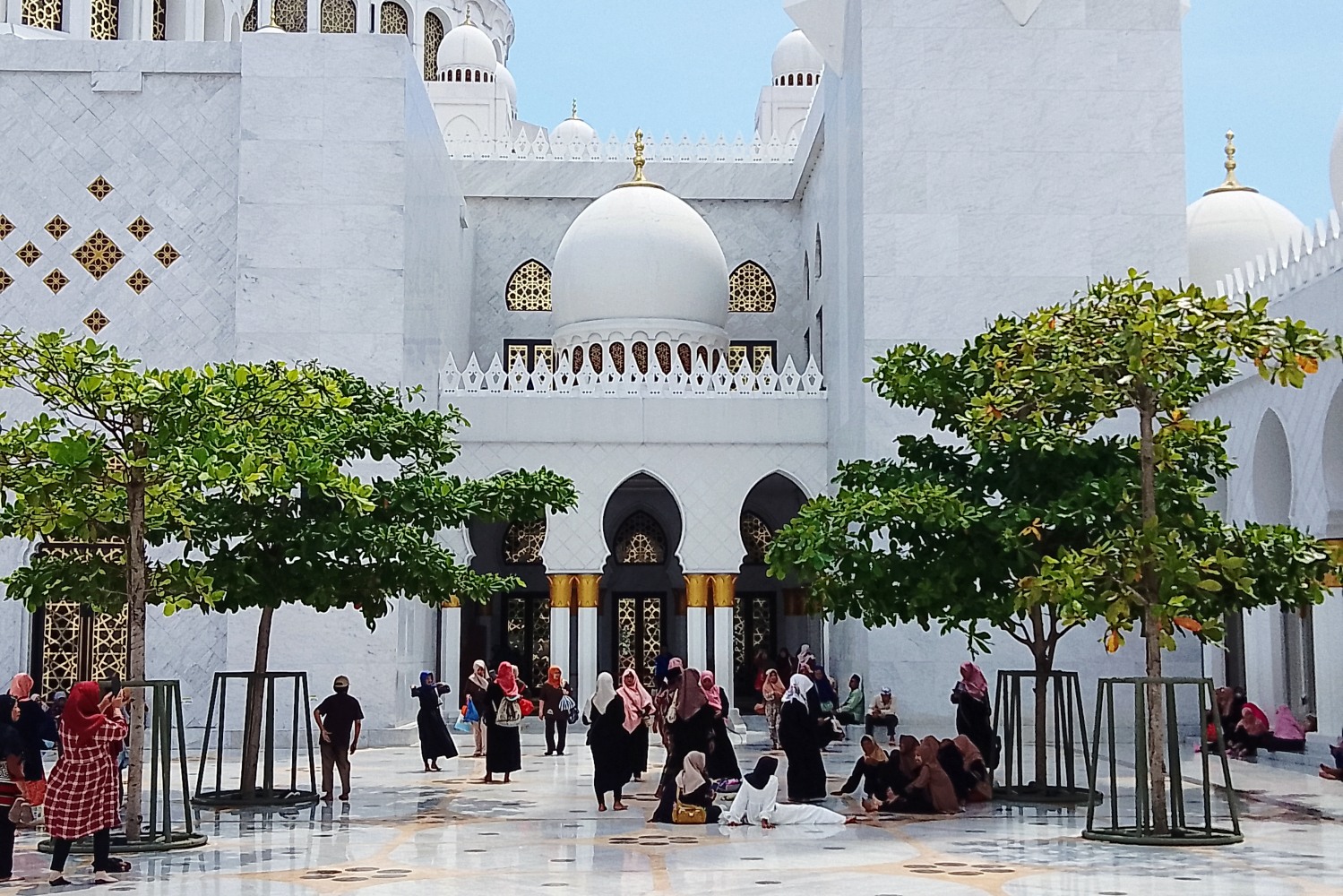 Salah satu masjid ikonik di Kota Solo, Masjid Raya Sheikh Zayed, Minggu (7/9/25).