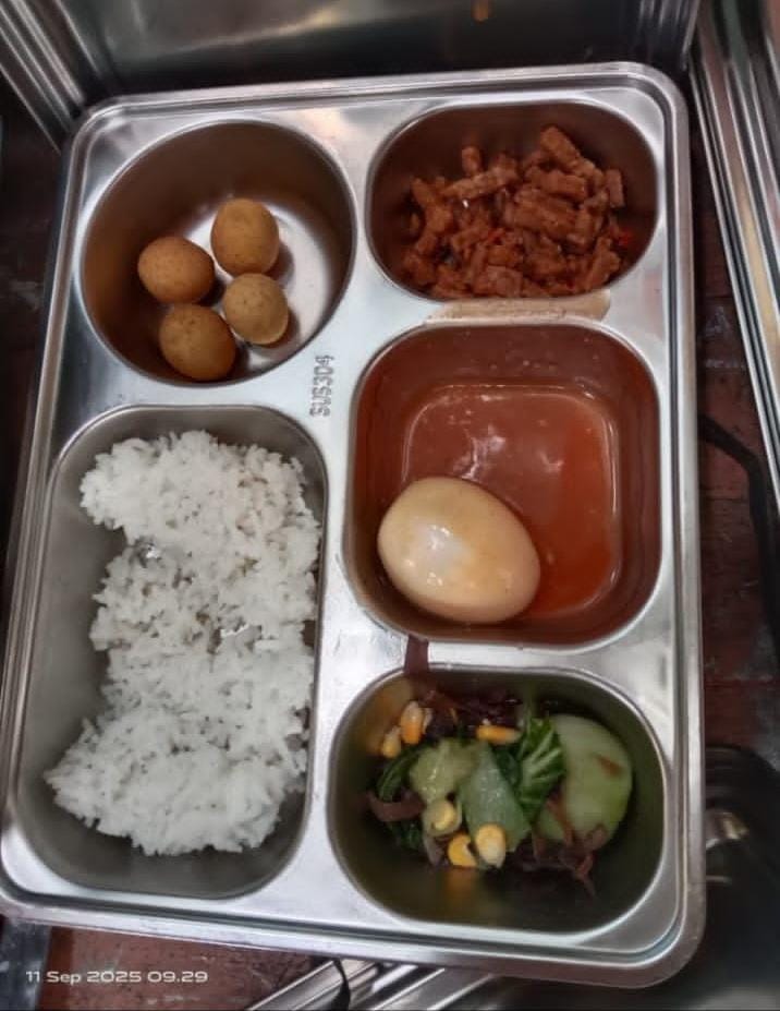 Menu MBG yang diduga bermasalah.