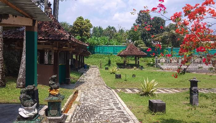 Salah satu destinasi wisata di Matesih, Sapta Tirta Pablengan.