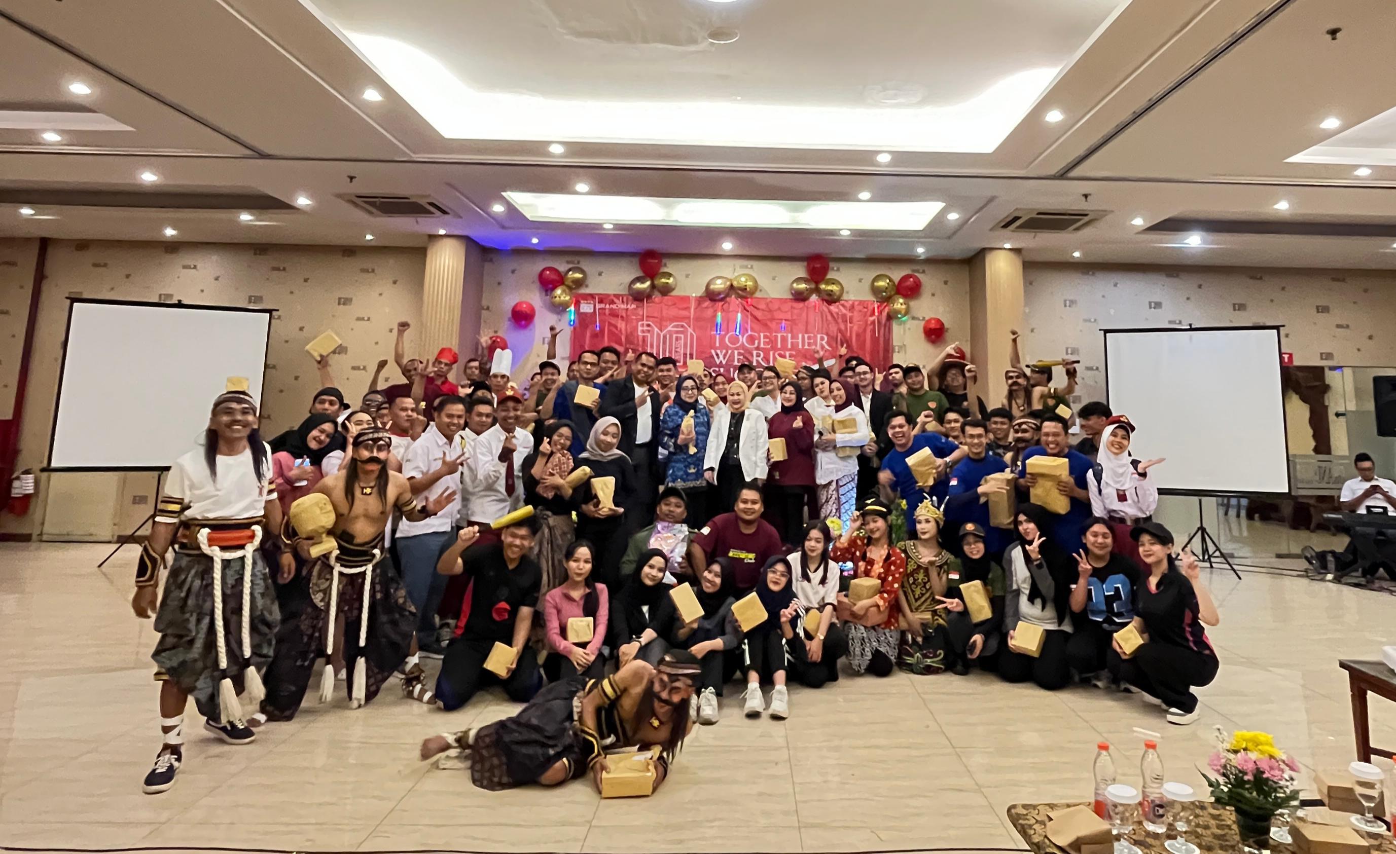 Anniversary 10th Grand HAP Hotel Solo.