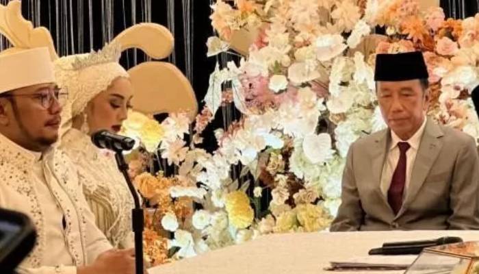 Wali Kota Tegal Menikah untuk Ketiga Kalinya Disaksikan Jokowi dengan Gadis Febriana.