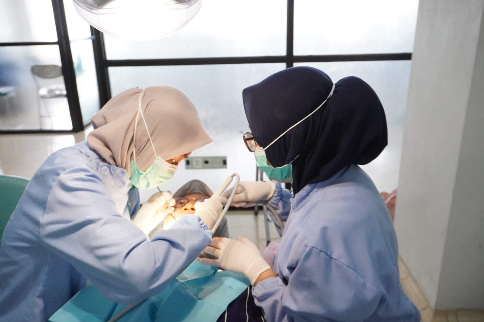 RSGM Soelastri & FKG UMS gelar Free Dental Treatment. Kuota 800 peserta terpenuhi 20 menit.