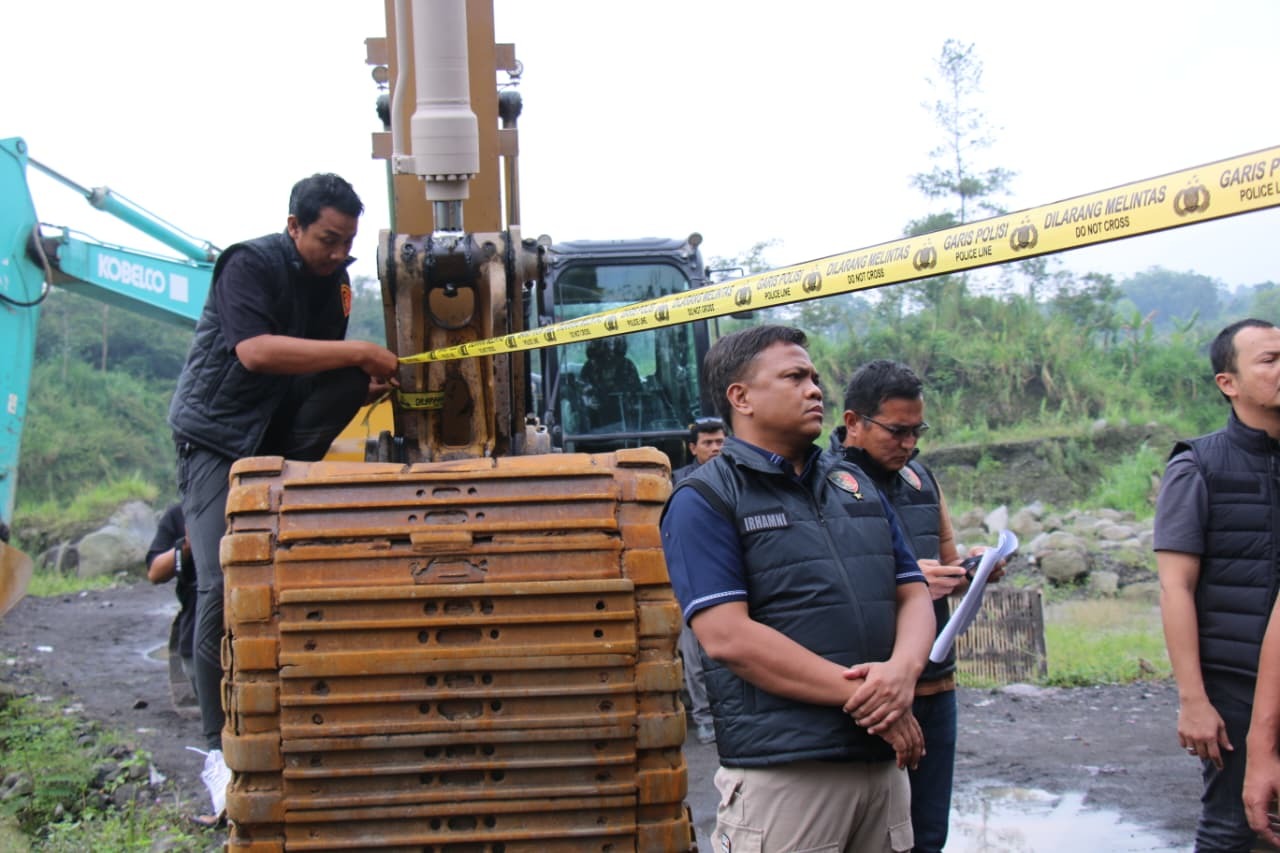 Tambang ilegal Magelang.