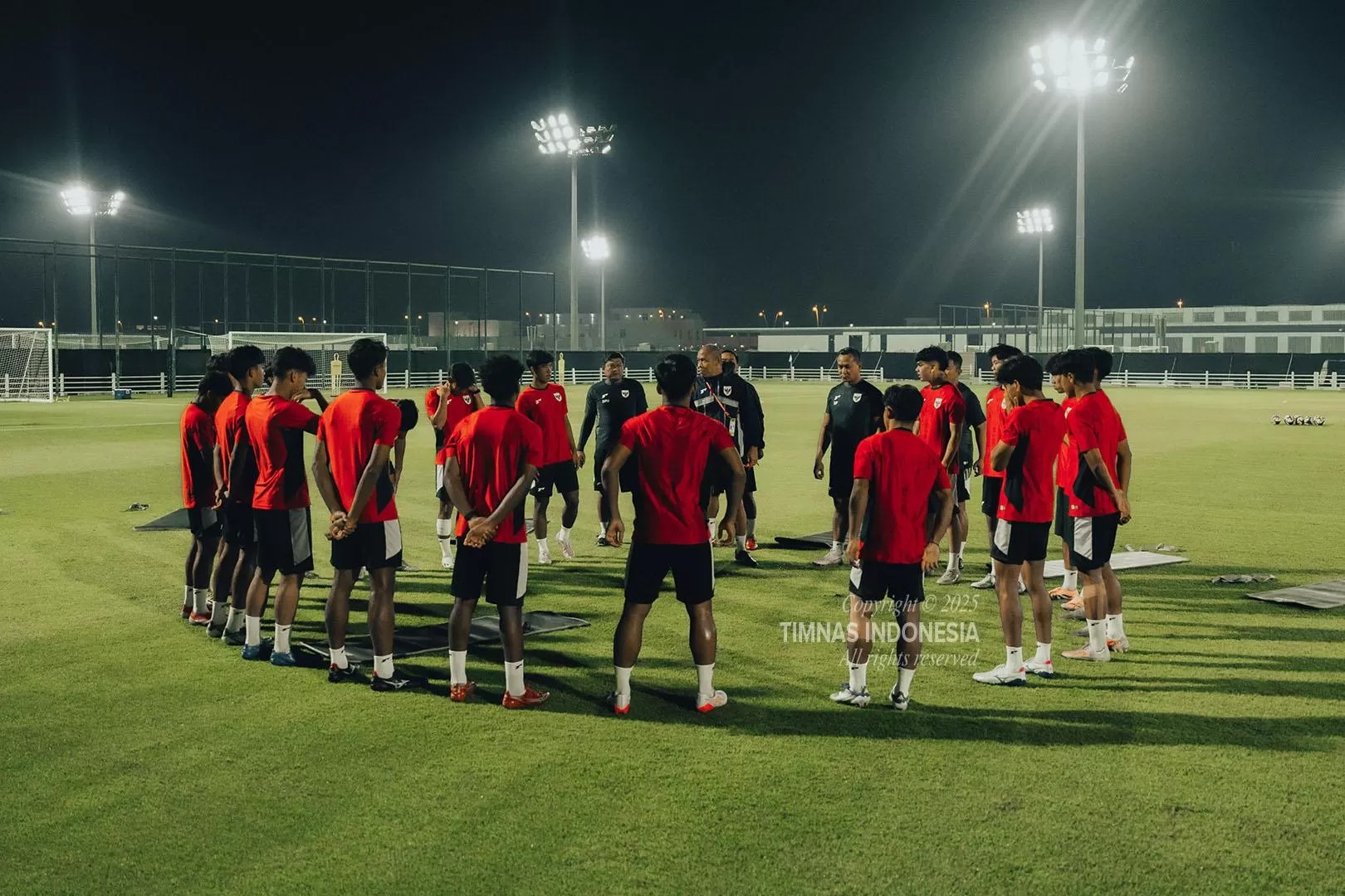 Timnas Indonesia U-17 akan memulai perjuangan melawan Zambia U-17 di Piala Dunia U-17 2025.